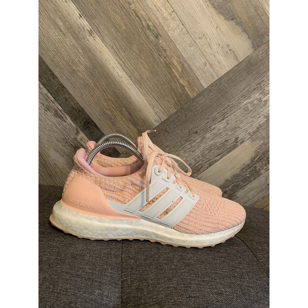 Adidas UltraBoost 4.0 Women's Size 7 Pink Shoes Primeknit Sneakers B43510